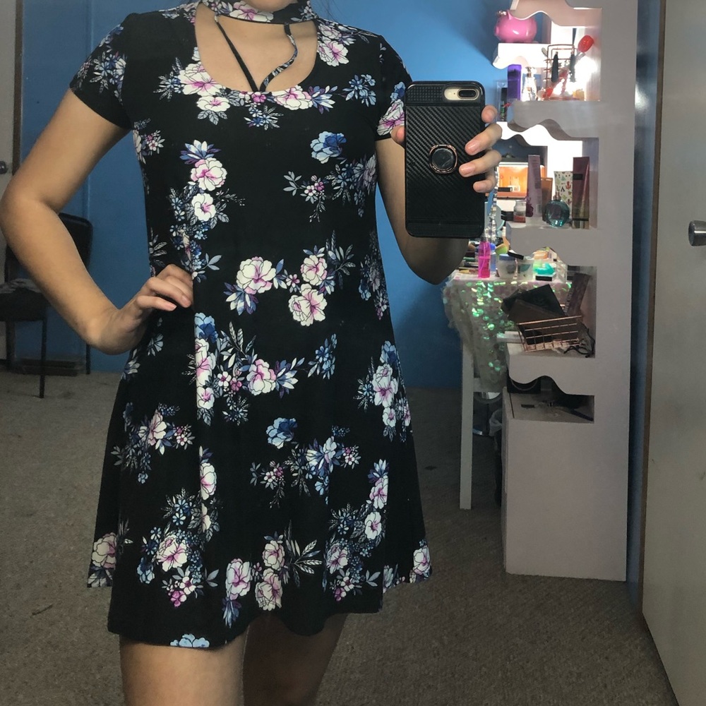 Swing black dress